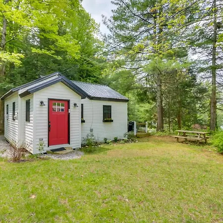 East Otis Vacation Rental With Private Deck And Bbq!
